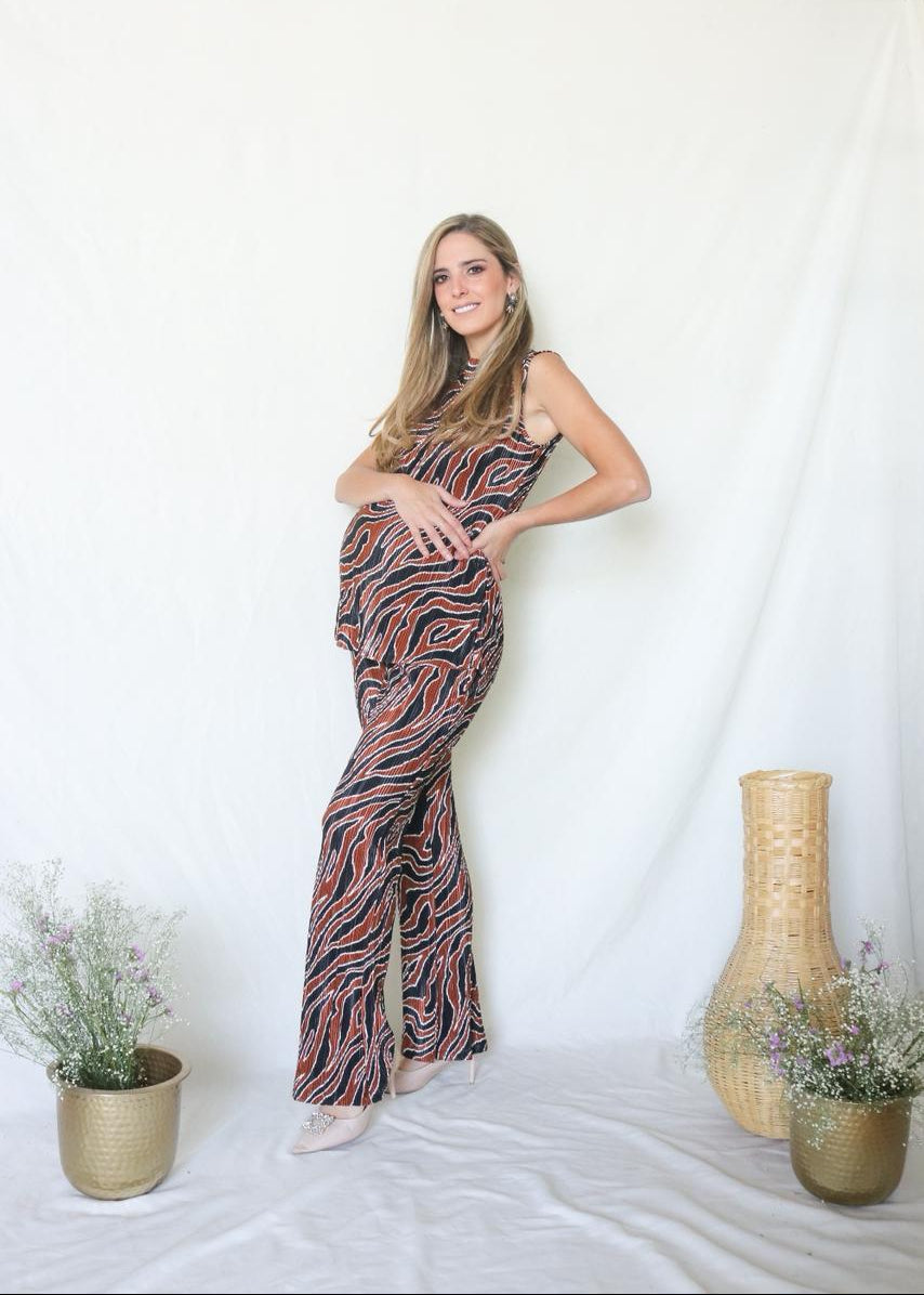 Conjunto de maternidad Mayte, rojo y negro corrugado