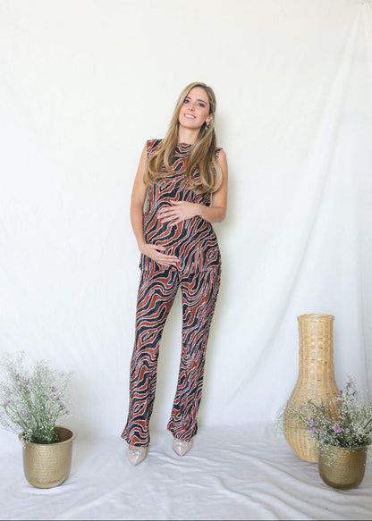 Conjunto de maternidad Mayte, rojo y negro corrugado